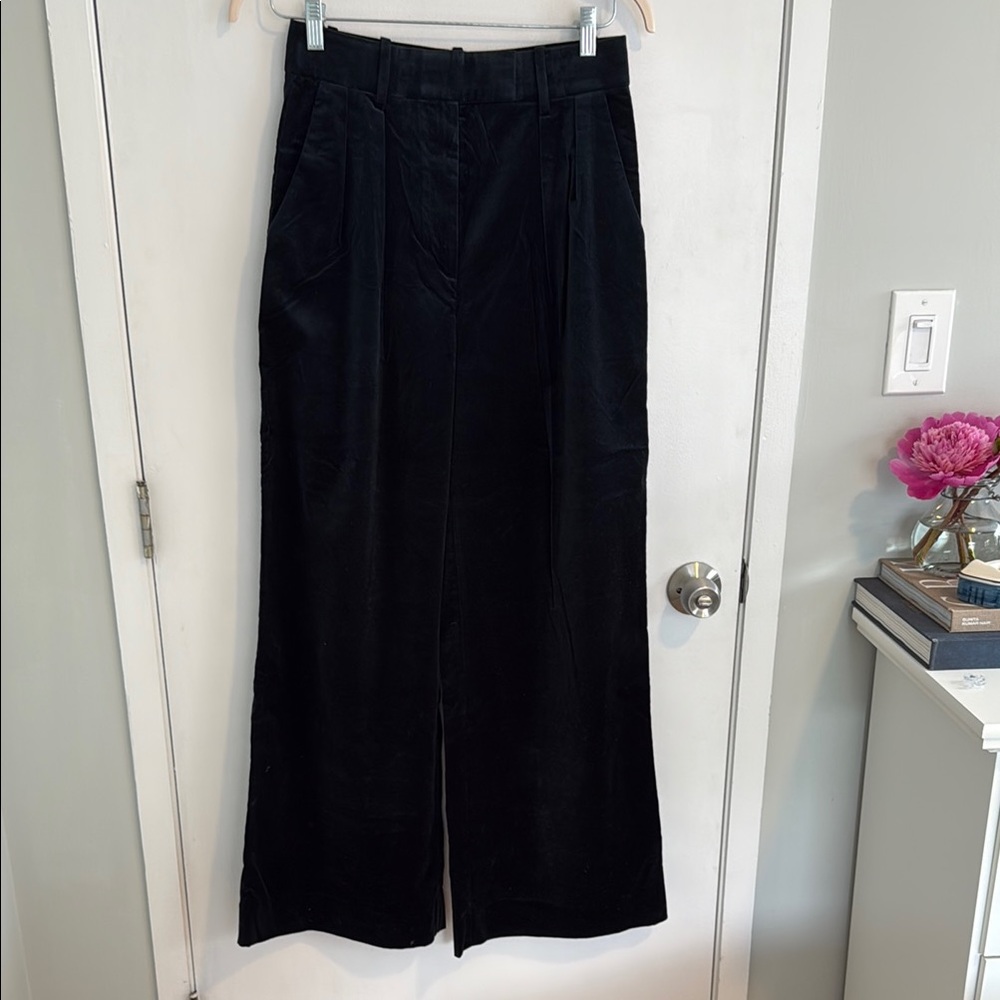 Banana Republic Black Wide-Leg Velvet Pants